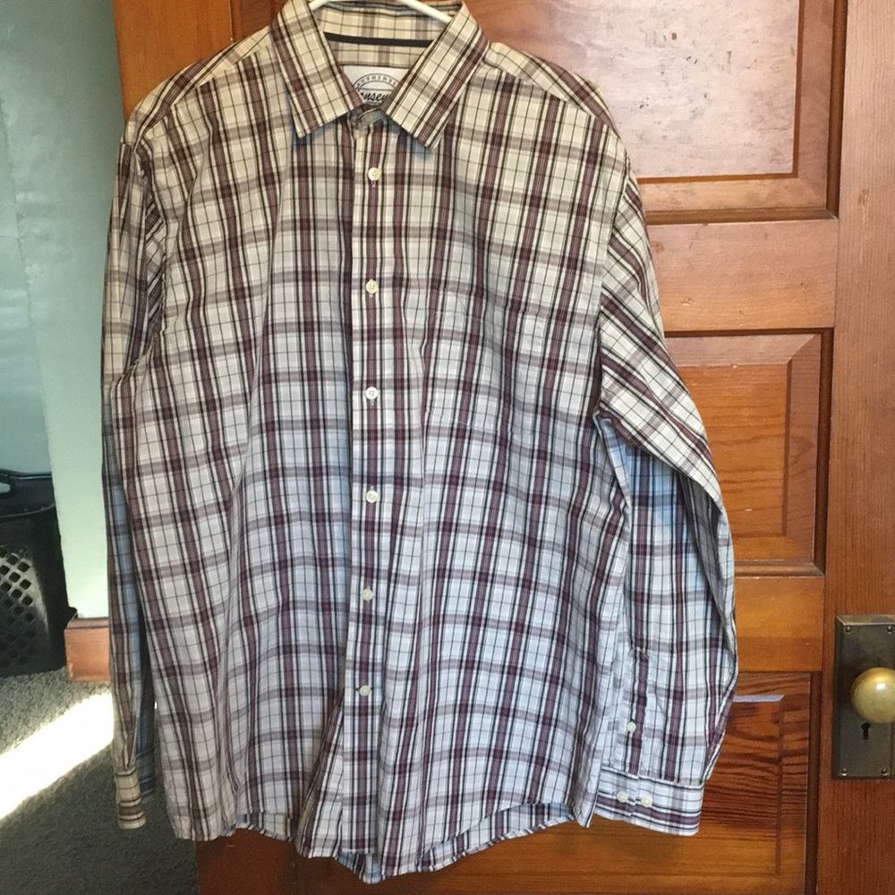 Men’s dress shirt
